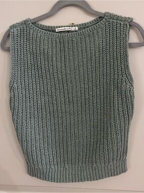 Abercrombie & Fitch Slash Shaker Tank